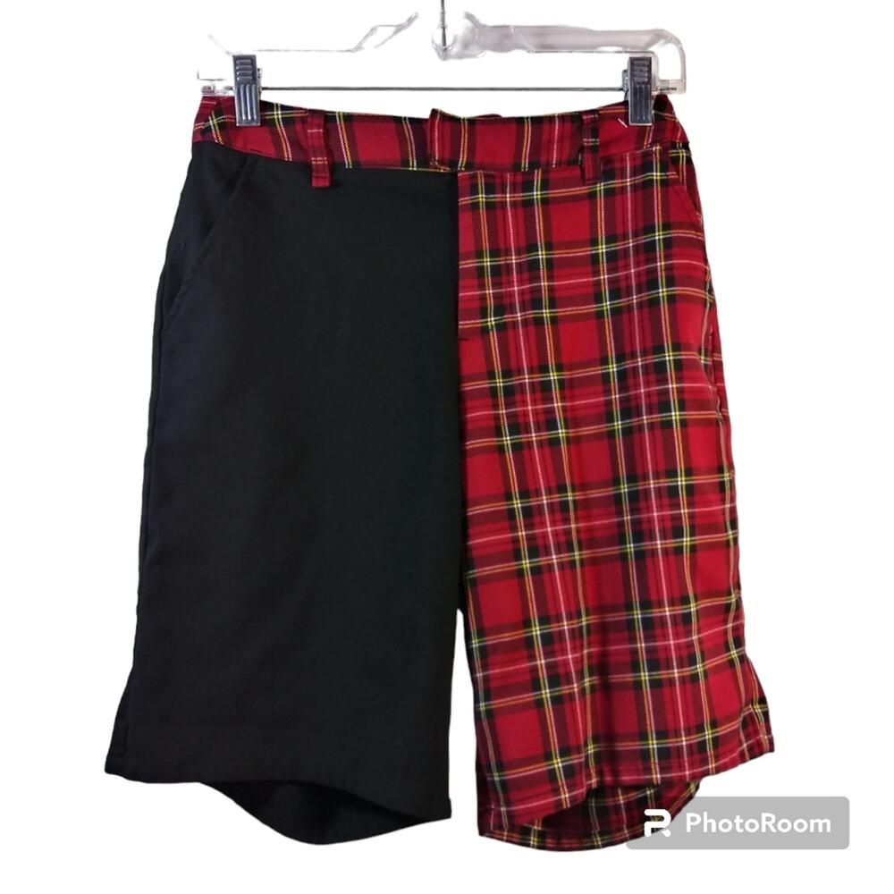 Hot Topic Black & Red Plaid Split Bermuda Shorts Size M
